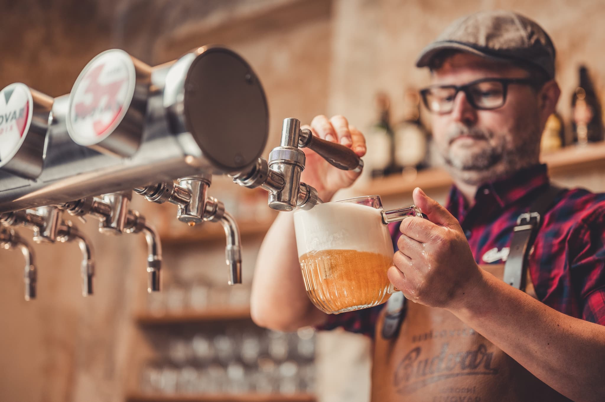 Budvar nhắm đến thị trường quốc tế, giúp đỡ các nhà máy bia nước ngoài với sản phẩm bia của mình.